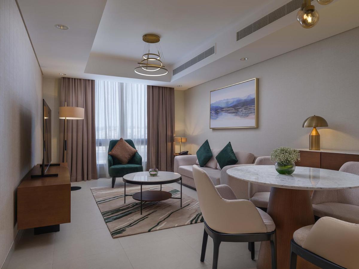 Doubletree By Hilton Muscat Qurum Εξωτερικό φωτογραφία