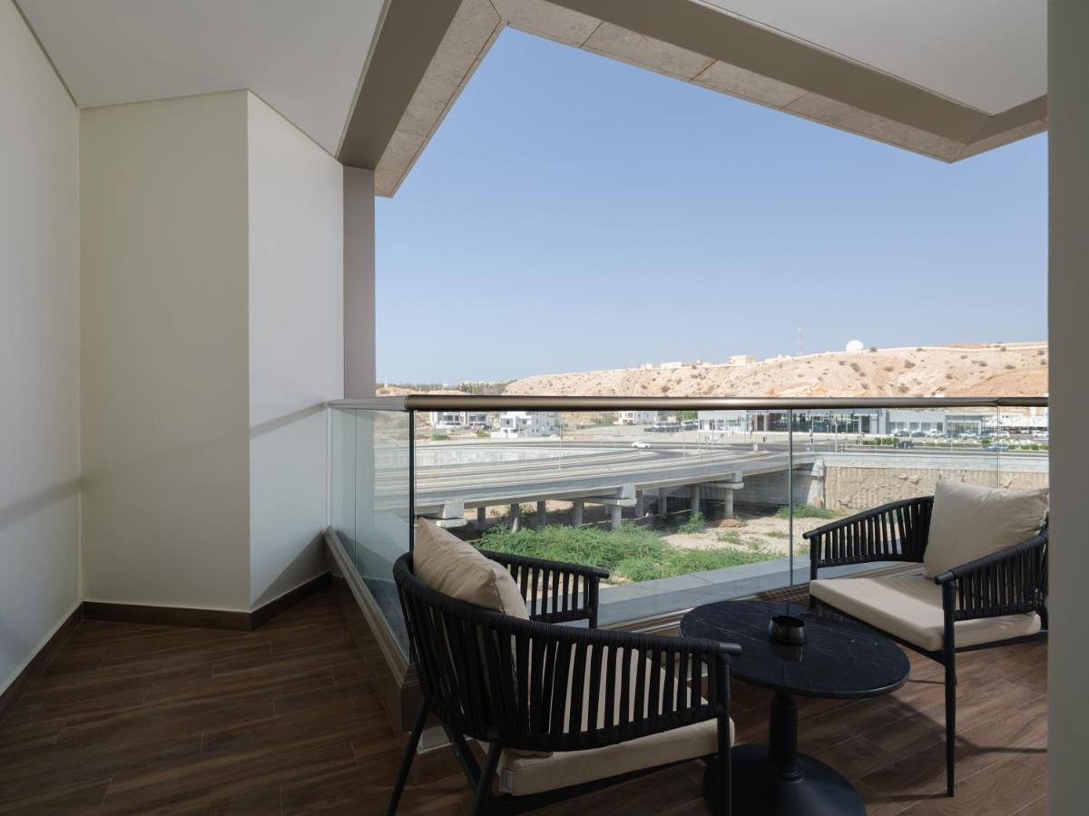 Doubletree By Hilton Muscat Qurum Εξωτερικό φωτογραφία