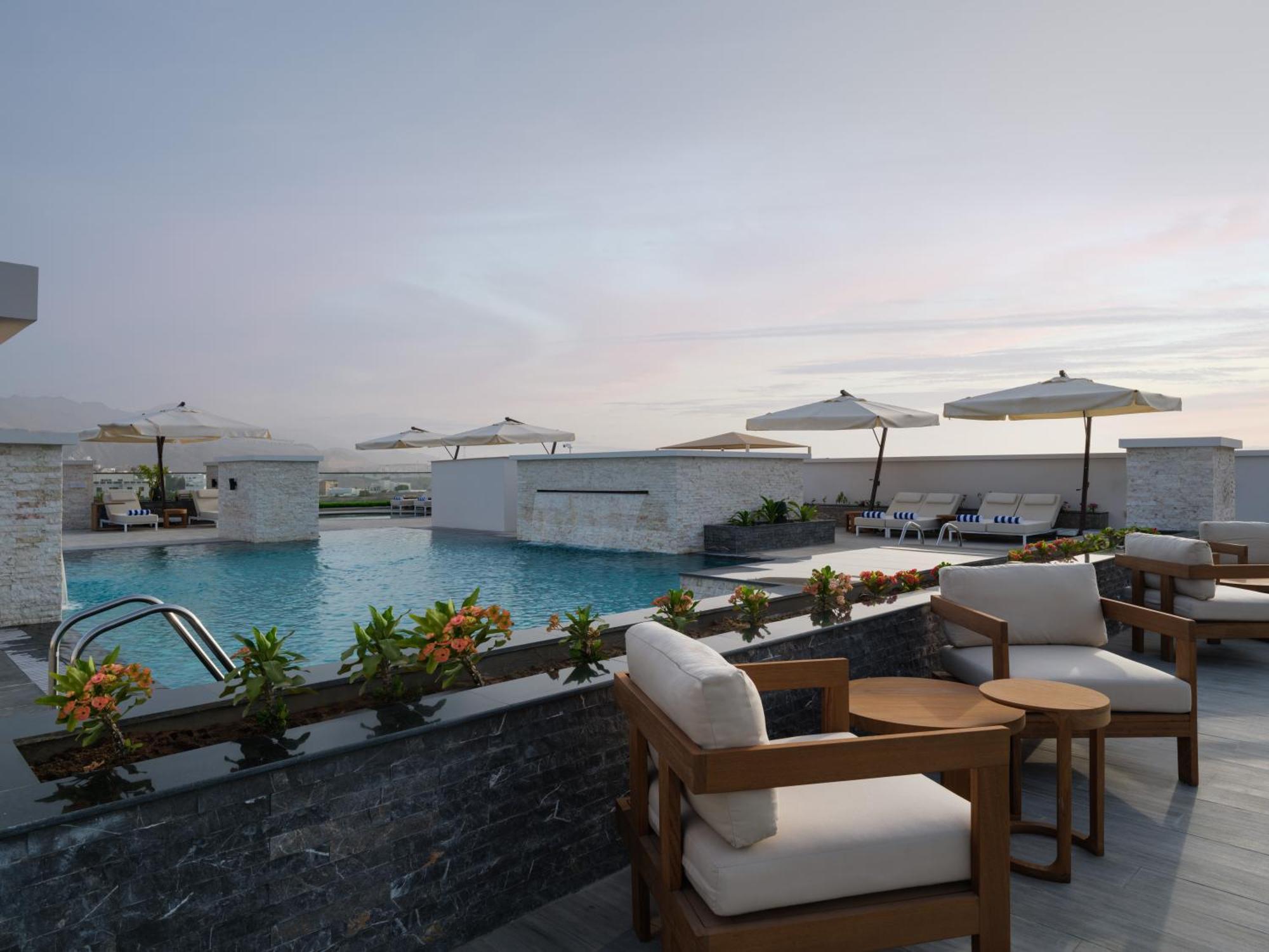 Doubletree By Hilton Muscat Qurum Εξωτερικό φωτογραφία